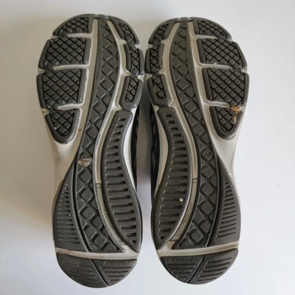 New Balance 847v2 Womens Size 10 Gray Walking Shoes‎ WW847GY2 Abzorb Comfort